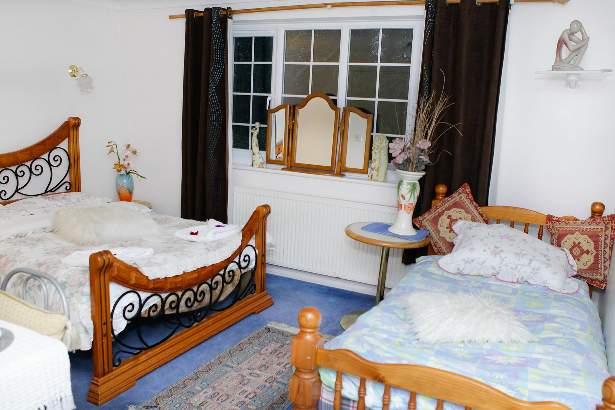 Da Vinci Guest House & Guest Parking, A Real Gem Crawley  Extérieur photo